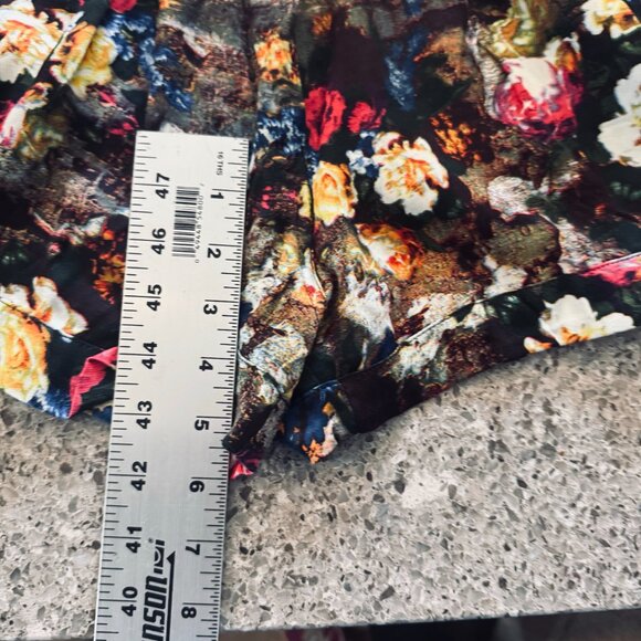 Motel Rocks Women’s Size Small -Floral Dress Shorts - High-Waisted - Picture 10 of 11